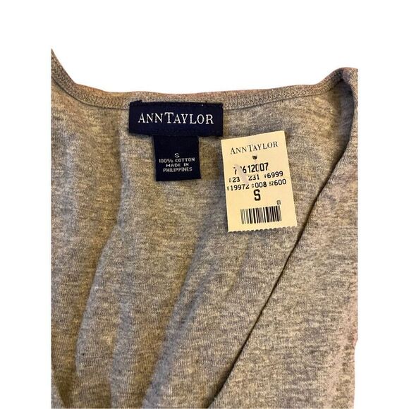 Ann Taylor NWT women’s a lot of 2 3/4 sleeve T-shirt, size small - Picture 5 of 6